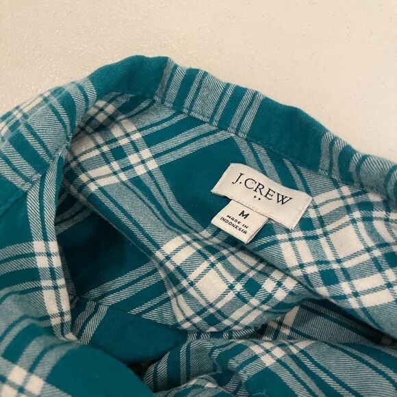J Crew Flannel Women's Medium Blue Plaid Button Up Shirt Collared Preppy - Picture 7 of 10